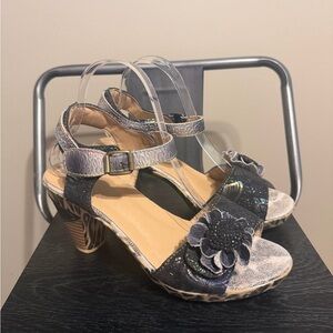 L’Artiste by Spring Step Black Floral Leather Heeled Sandals Flower EU 39 US 8.5